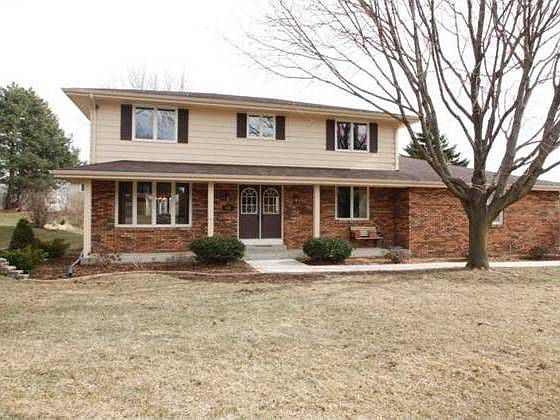 1st image of 658 Sunset Dr