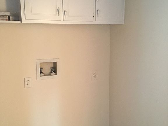 4th image of 410 Brooklyn St