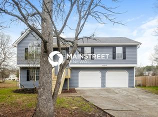 4058 Five Oaks Ct, Powder Springs, GA 30127