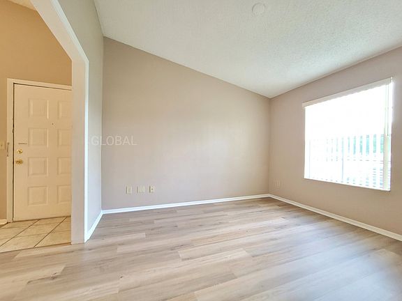 5th image of 3224 Windover Ave #22