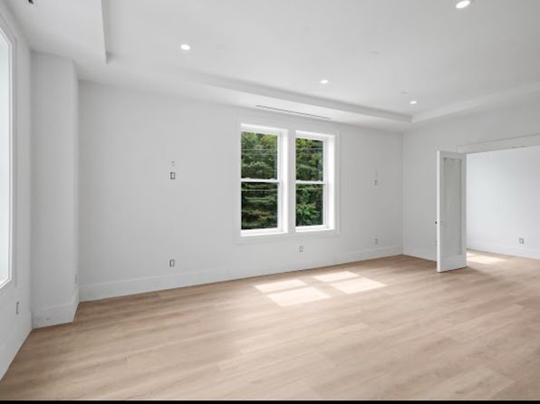 156 Bedford Rd #4