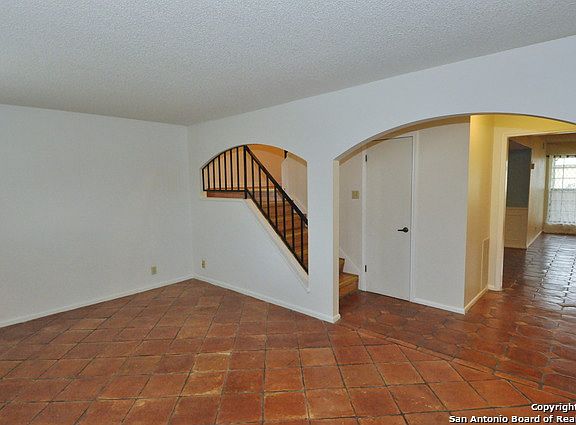5th image of 5830 N ARCHWOOD