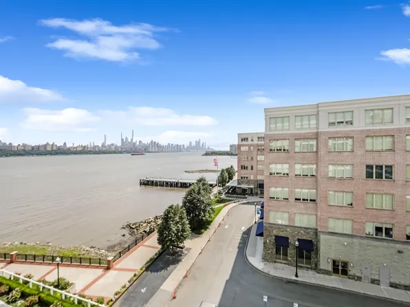 15 Somerset Lane image 20 of 31