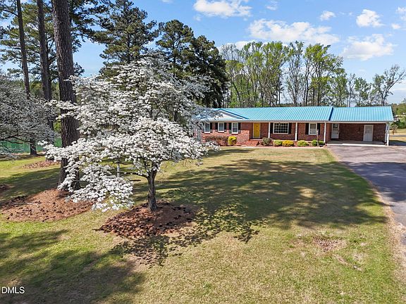 2nd image of 2044 Bethlehem Rd