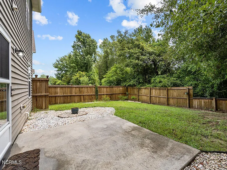 431 Bald Cypress Ln — Photo 29