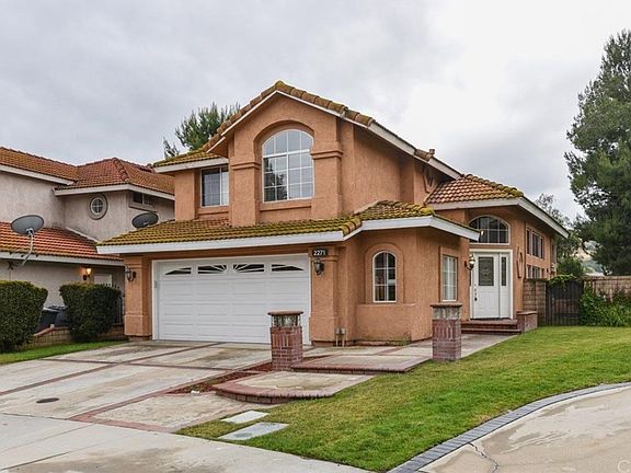 2nd image of 2271 Parkview Ln