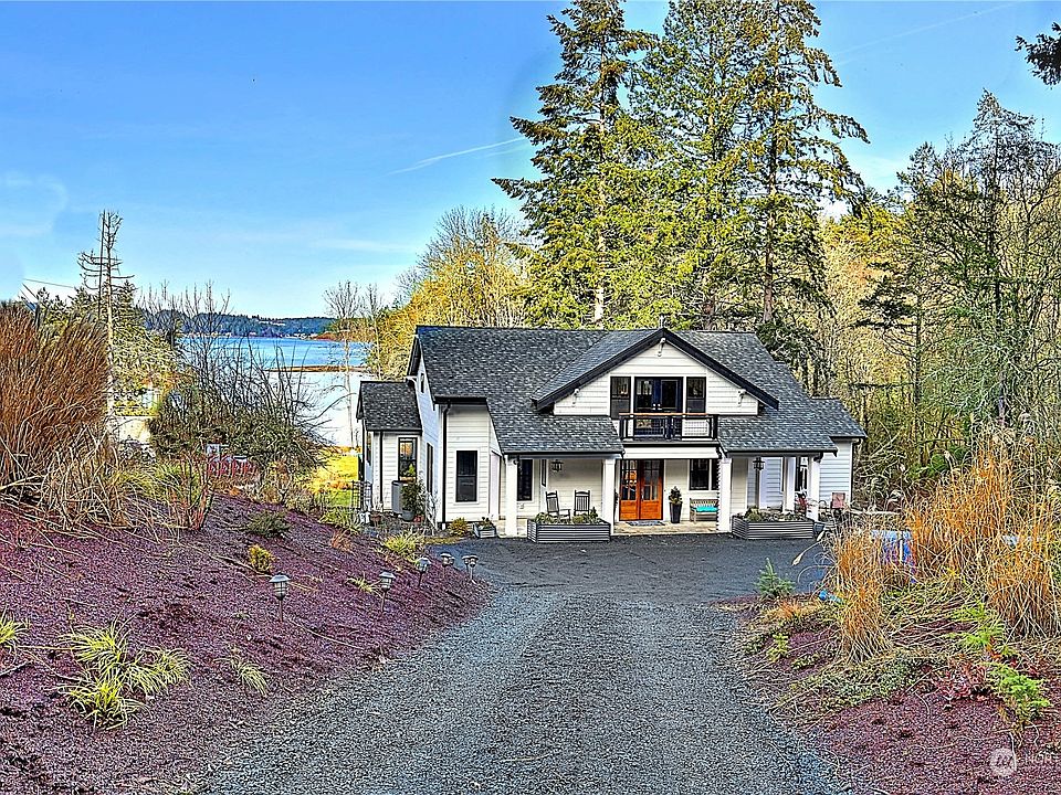 The mouth of the creek that edges the property brings salmon home to spawn in the fall and calls the mallards and Canadian Geese to play.>