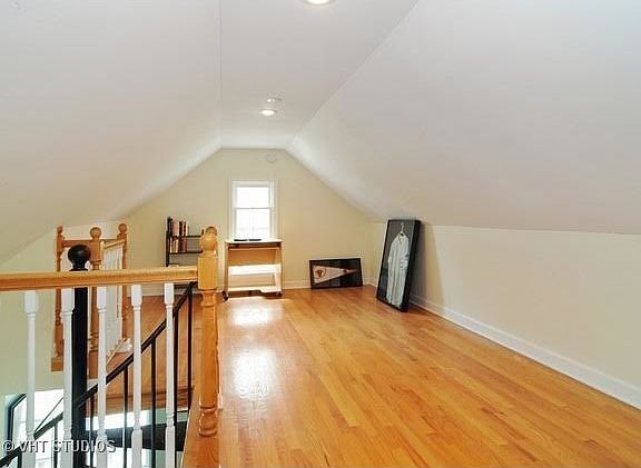 5th image of 1828 N Washtenaw Ave #2
