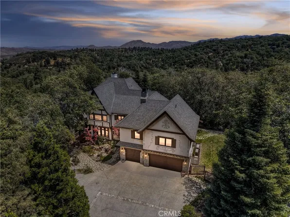 28324 Somerset Ln, Lake Arrowhead, CA 92352