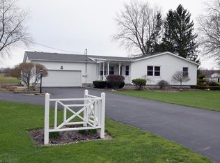 4322 Ridge Rd, Cortland, OH 44410