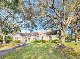 17341 SW 74th Ave, Palmetto Bay, FL 33157