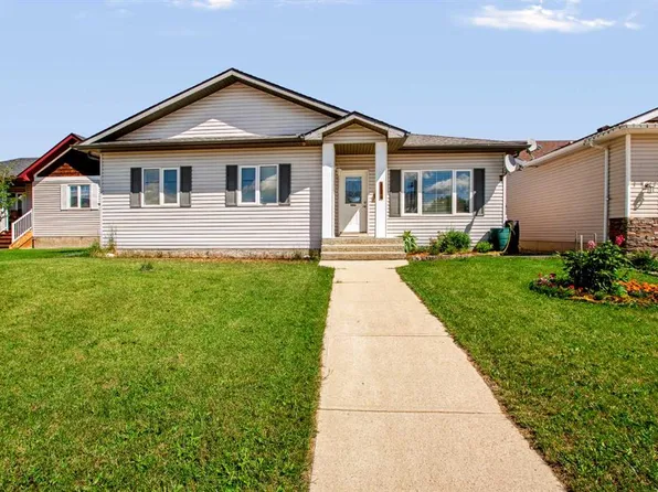 2806 S 22nd St, Nanton, AB T0L 1R0