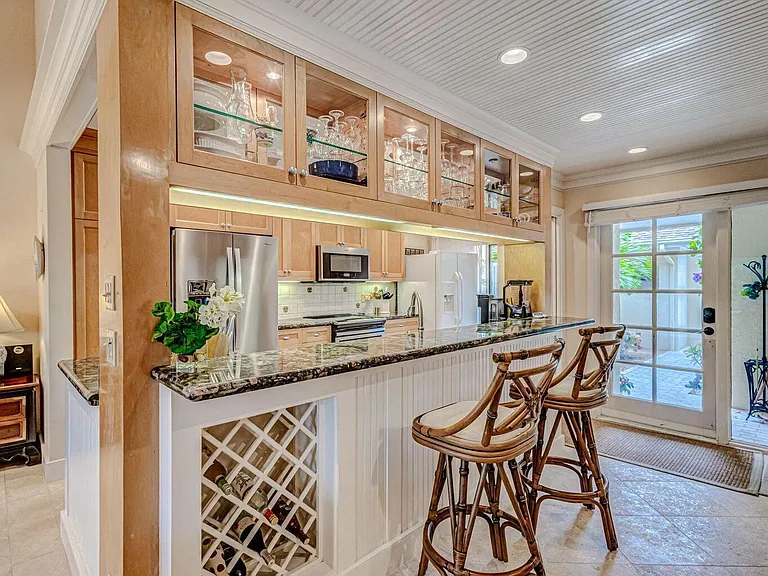 3667 Cape Pointe Cir — Photo 10