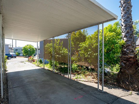 5th image of 3162 Loretta Way