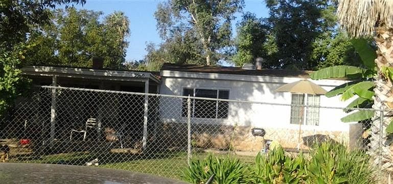 2nd image of 2560 E Barton Sq