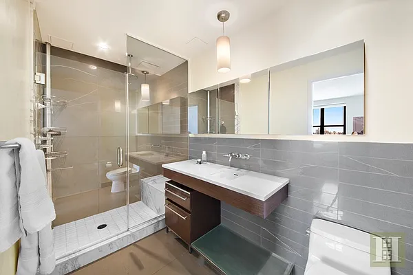 Rented by Halstead Real Estate | media 15