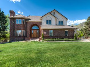 20 Black Bear Ln, Littleton, CO 80127