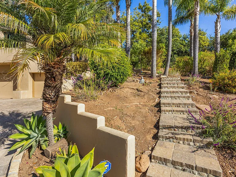 2891 Hidden Valley Ln — Photo 36
