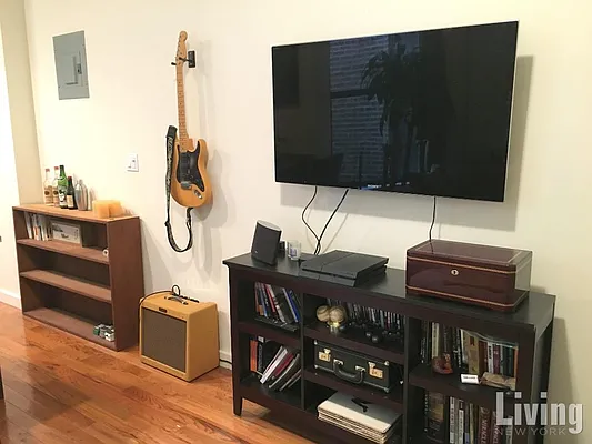 Rented by Living New York | media 18