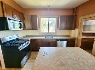 624 E 6th St, Duluth, MN 55805
