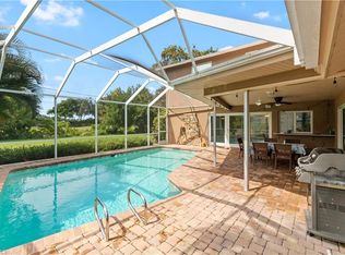 536 Cypress Way E, Naples, FL 34110
