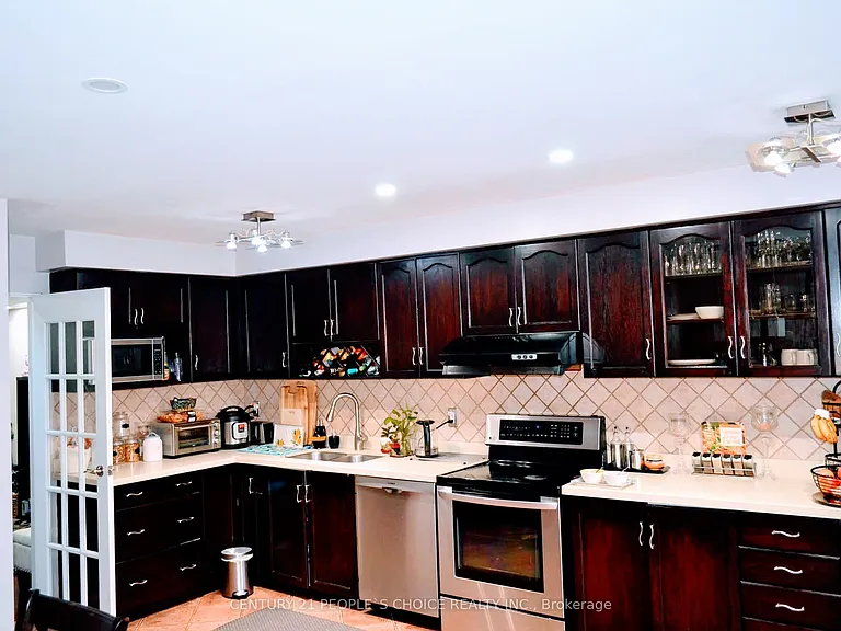 3957 Discovery Ct — Photo 6
