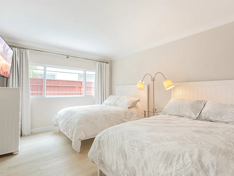 49 Antigua Ct — Photo 17