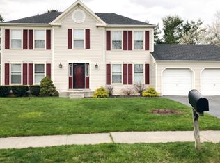 40 Drayton Ln, Plainsboro, NJ 08536