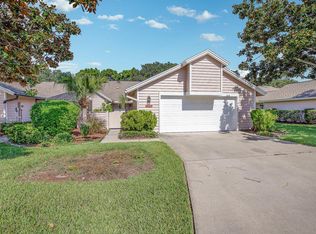 828 Ridge Lake Dr, Melbourne, FL 32940