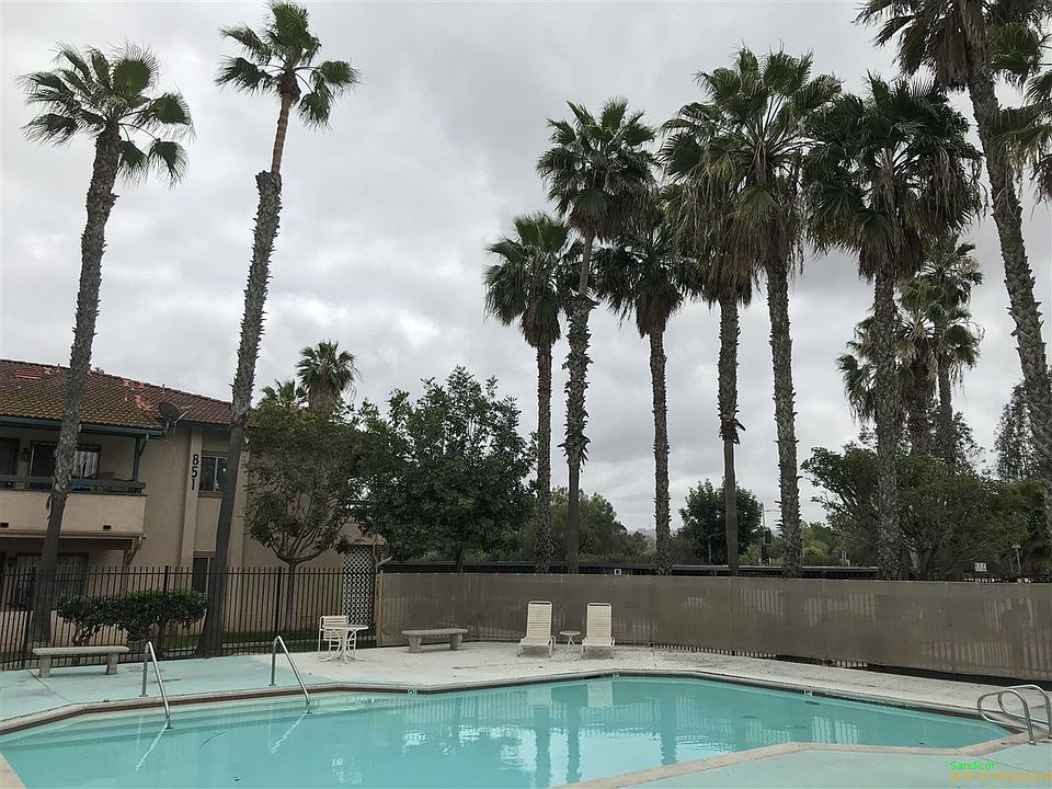 1st image of 875 W San Ysidro Blvd Unit 20