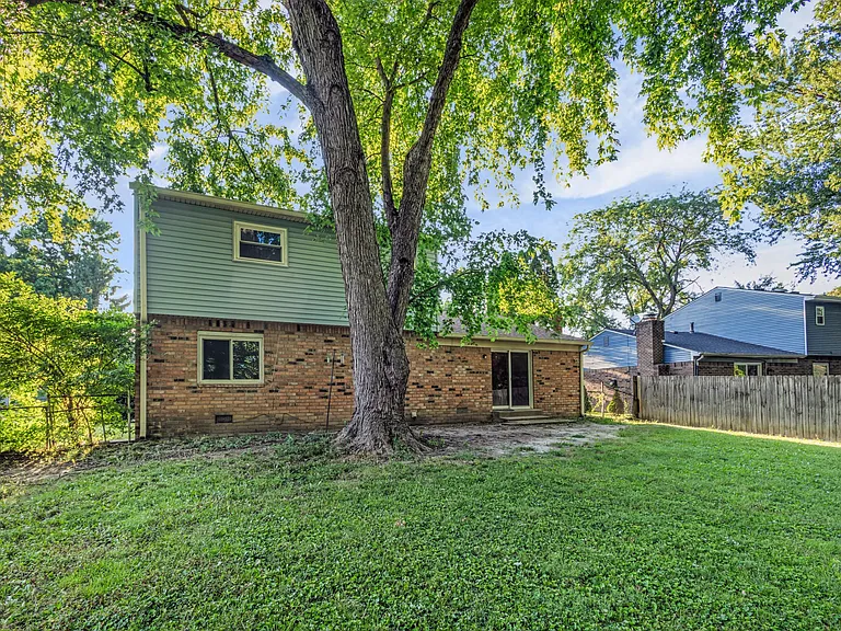 1449 Moores Mnr — Photo 24