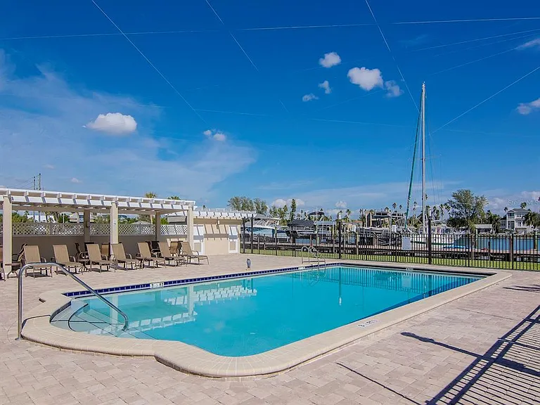 3200 Gulf Blvd #103 — Photo 37