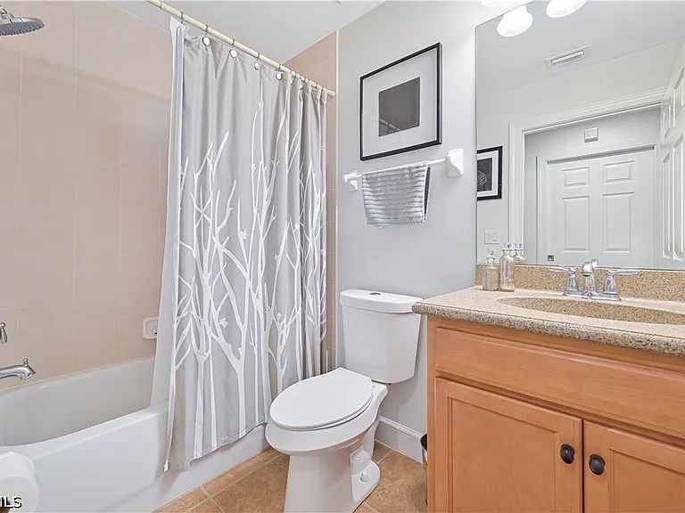12924 New Market St #102 — Photo 29