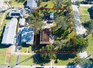 215 2nd St, Holly Hill, FL 32117