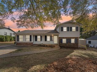 4216 Cavalier Dr, Winston Salem, NC 27104