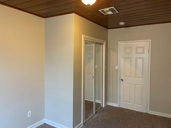 2nd image of 6647 Blewett Ave
