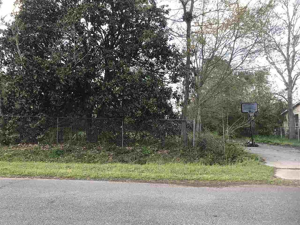 2nd image of 178 Michelle Dr