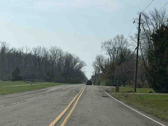 4th image of 5814 Cooper Rd