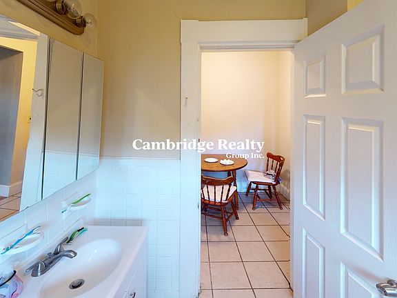 4th image of 71-73 Chestnut Hill Ave #73T