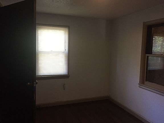 5th image of 7924 Brooklyn Ave