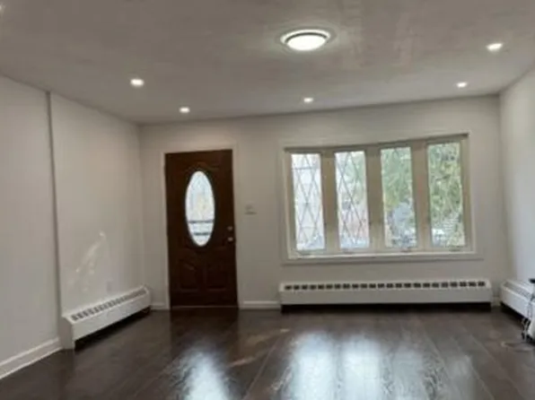 (undisclosed Address), Brooklyn, NY 11236