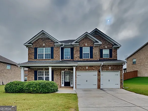 809 Golden Isles Dr, Loganville, GA 30052