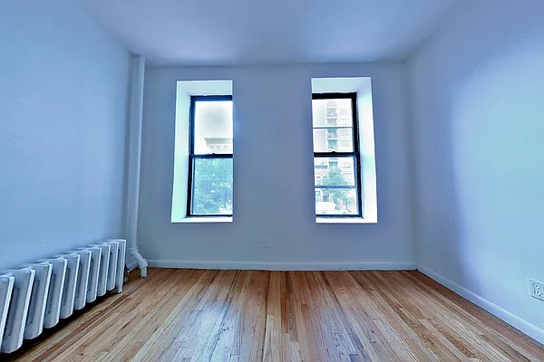 Rented by CitySites Real Estate Group | media 8