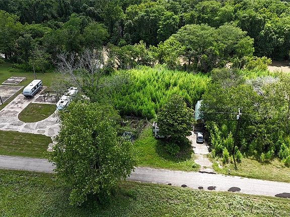 3rd image of 340 Cypress Valley Rd