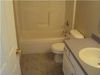 5th image of 1249 Richwood Dr SE
