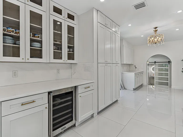 1010 N Rio Vista Blvd — Photo 39