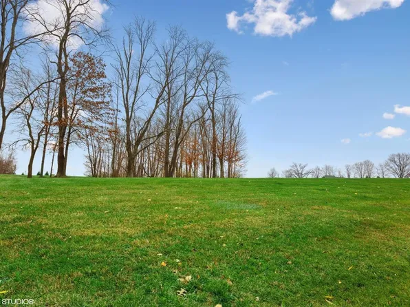 2738 W Hogan Ave, La Porte, IN 46350