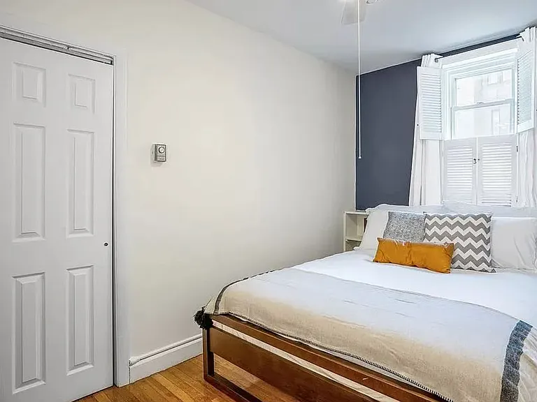 525 Beacon St #17 — Photo 6