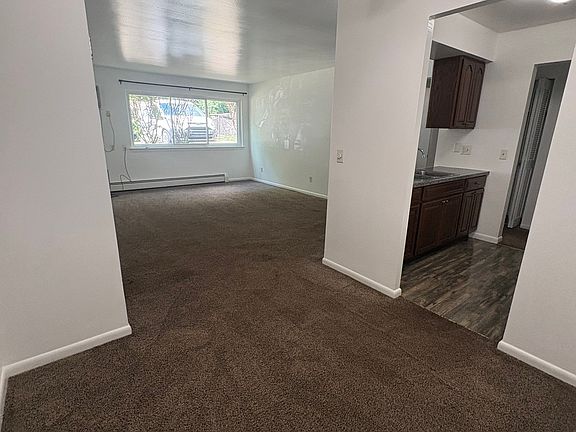 4th image of 695 Capital Ave NE #16