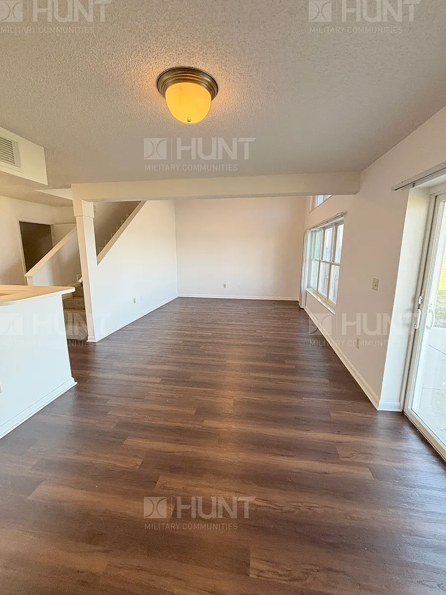 Building Photo - 326 Choctaw Trl